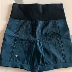 Lululemon biker shorts